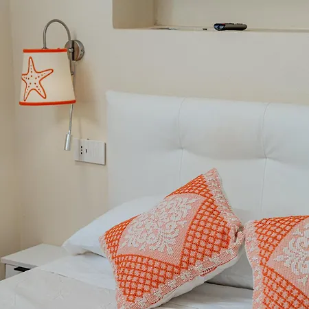 Al Mare Di Cala Saccaia 別荘