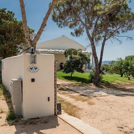 Semesterbostad Al Mare Di Cala Saccaia Pittulongu