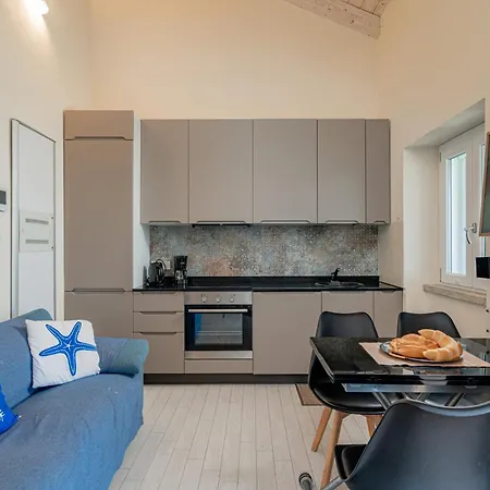 Al Mare Di Cala Saccaia